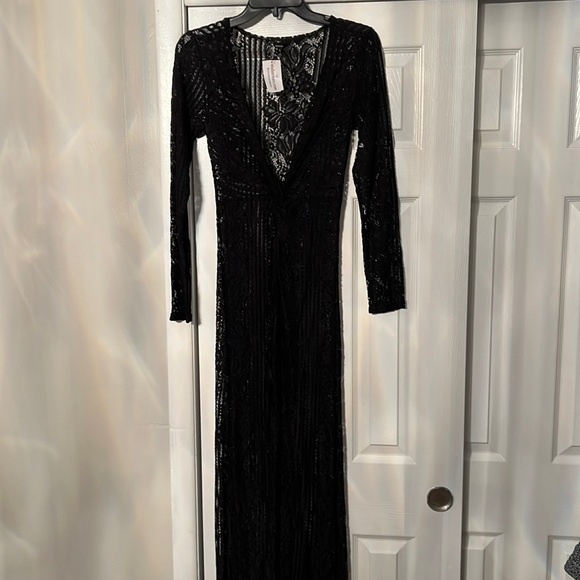 Windsor Black Long Sleeve Dress - Picture 1 of 3